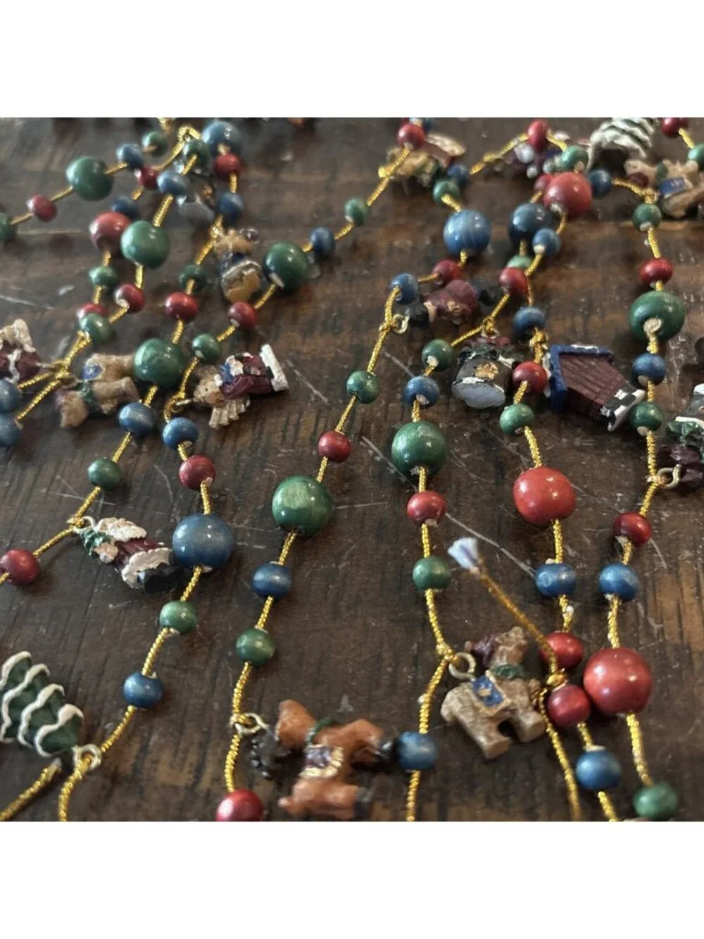 VTG  Wood & Resin Miniature Christmas Trees, Santa’s & Angels HolidayGarland 84”